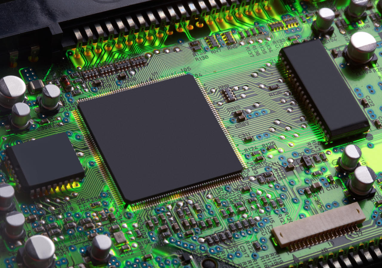 回收博通以太網(wǎng)IC，安森美IGBT模塊，賽靈思FPGA芯片，Microchip傳感器